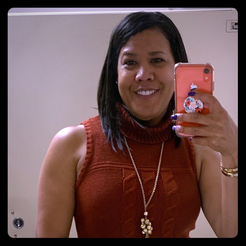 Meet your Posher, Zatella pinky